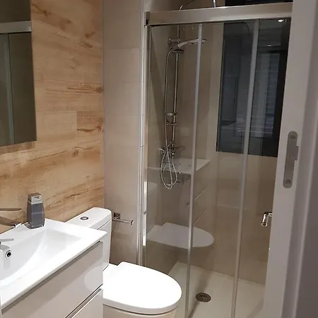 Tuguest Gran Via Apartman