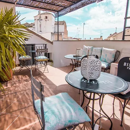Tuguest Gran Via Apartman